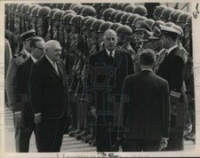 1964 Press Photo Ludwig Erhard greets Charles de Gaulle at Wahn Airport
