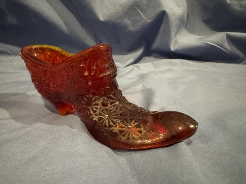 Vintage Fenton Glass Shoe Daisy Button Design