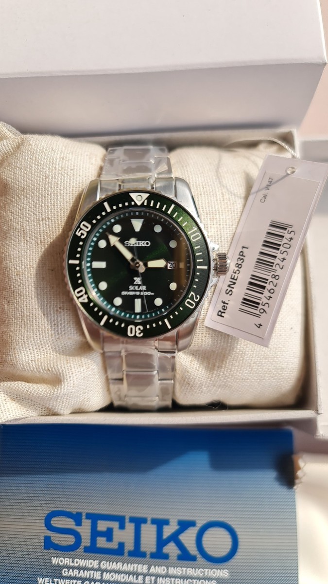 SEIKO ProspeX SNE583P1 Diver Watch GREEN Dial Steel Baby Hulk