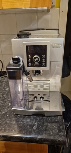 Delonghi Cappuccino Ecam23.460.s Bohnen zu Tasse Kaffeemaschine funktioniert getestet