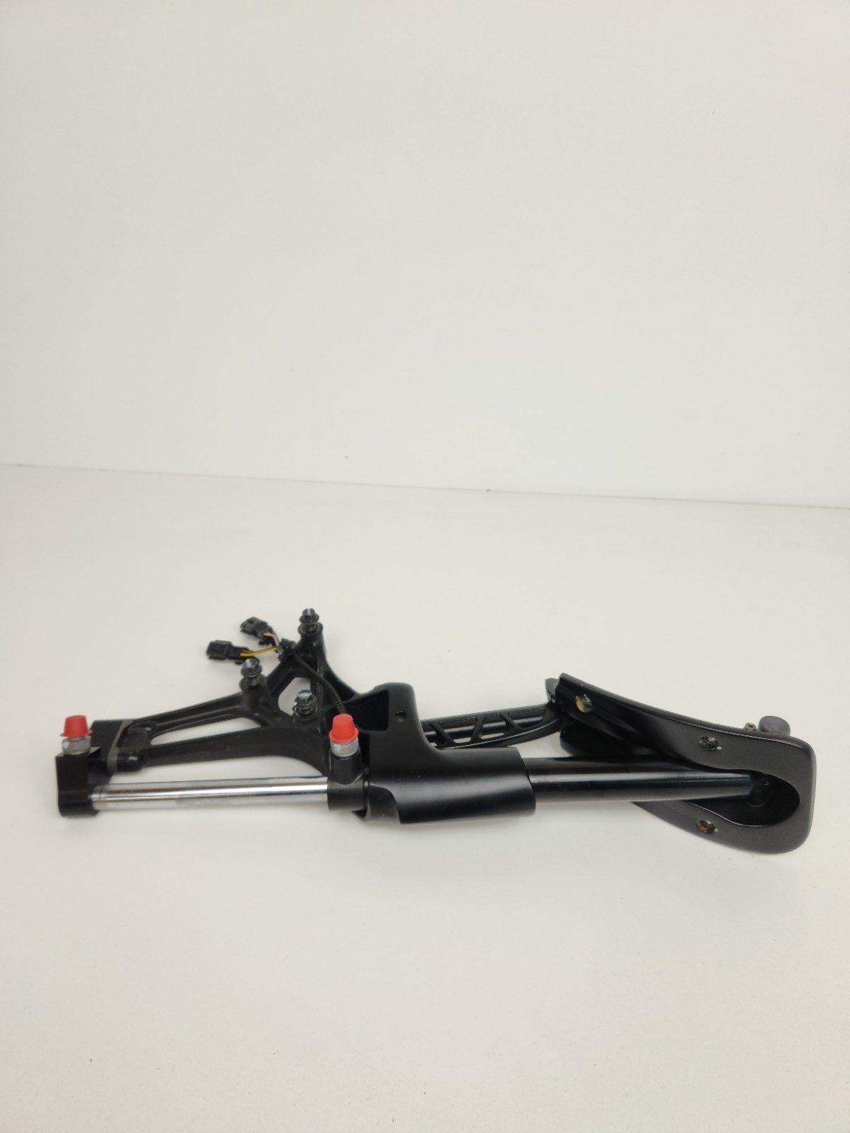 2015-2016 MCLAREN 650S SPIDER REAR LEFT SIDE SPOILER WING HYDRAULIC LIFT STRUT 