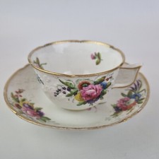 Antique 19th Century Spode 2527 Tea Cup And Saucer Painted & Moulded Flowers