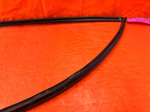 08-14 SUBARU IMPREZA WRX WAGON DRIVER LEFT FRONT WINDOW GLASS RUN CHANNEL 283 - Picture 10 of 11