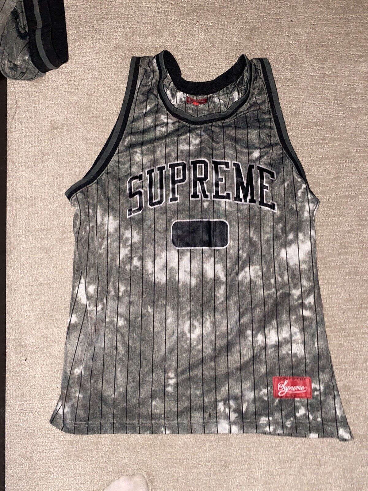 Supreme Basketball Jersey XL black, gray, silver, white. with matching  shorts.