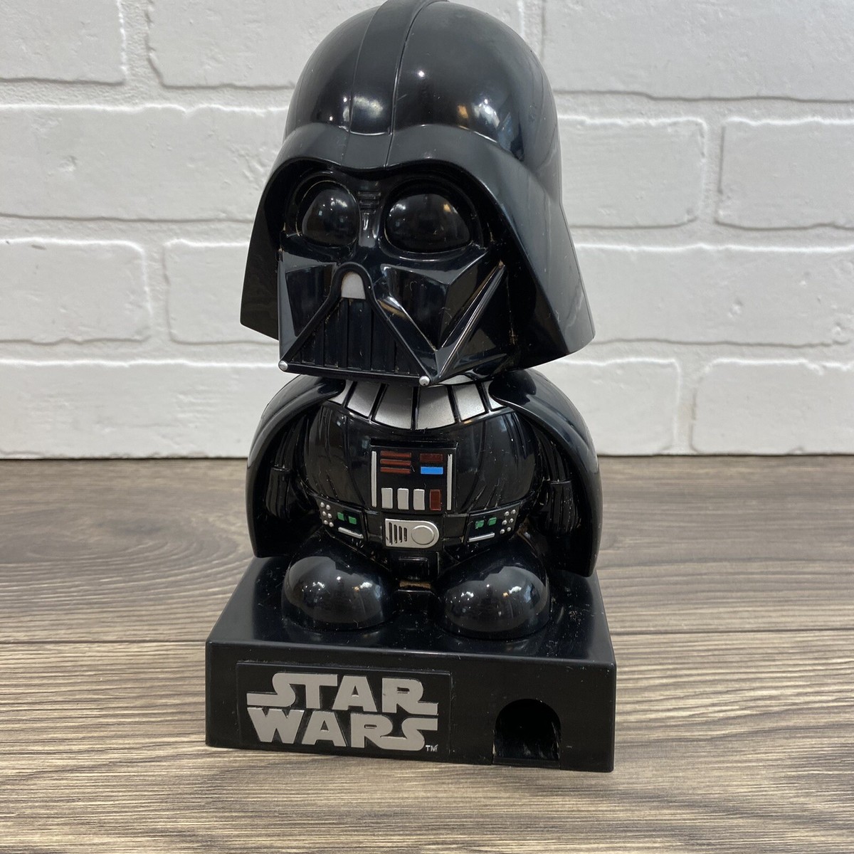 Star Wars Darth Vader Jelly Bean/Gum Ball Machine- Breathing
