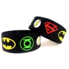 JUSTICE LEAGUE SET OF 2 SILICONE WRISTBANDS