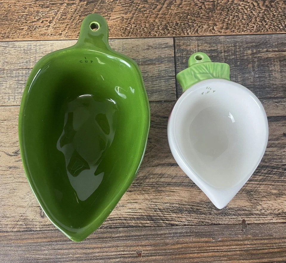Tazas medidoras vintage Avon 1983 de cerámica con forma de vegetal (2) alcachofa y nabo Foto 2 de 4
