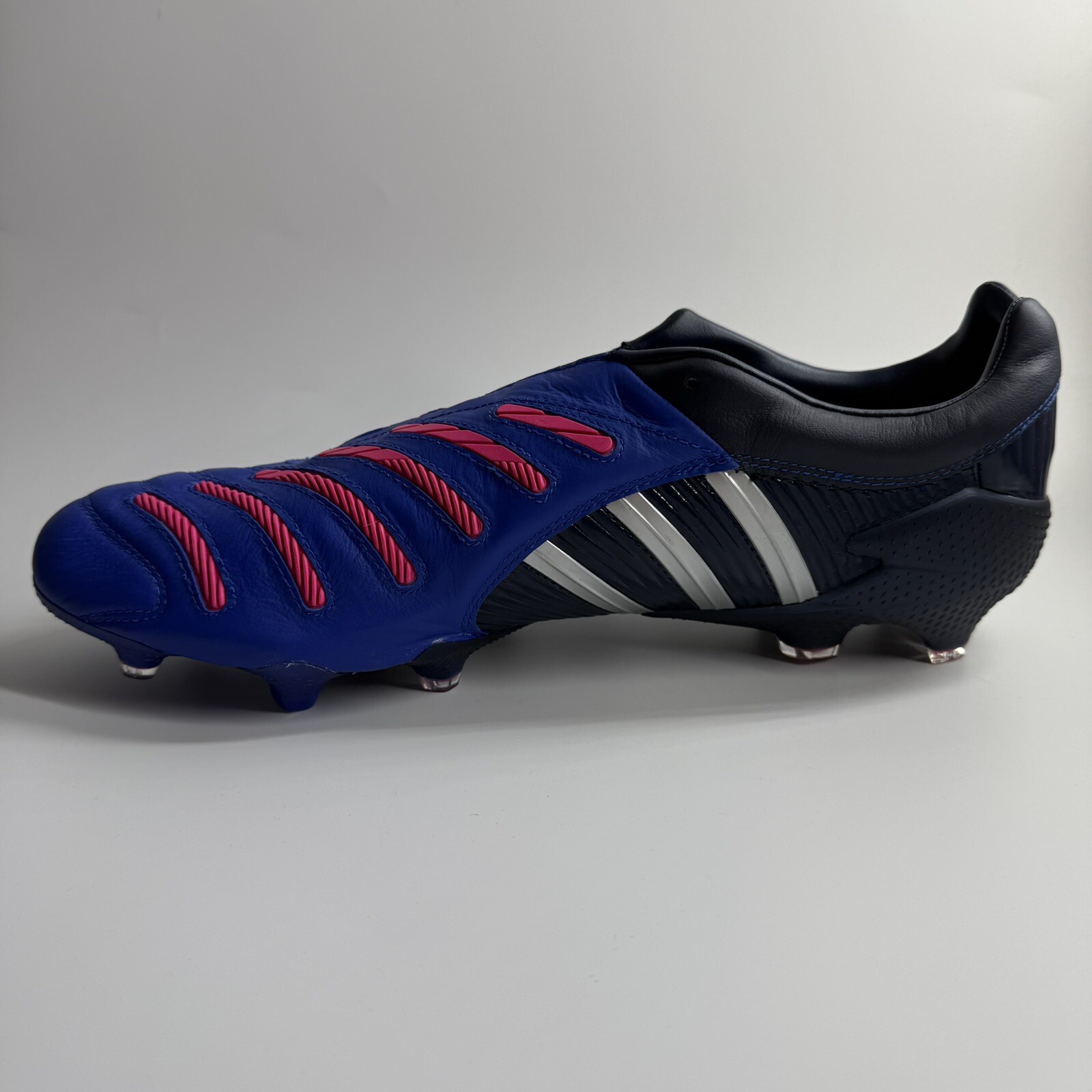 adidas Mens 12.5 PREDATOR PULSE FG UCL BLUE/SILVER/PINK Soccer Cleats GY5306 NEW