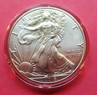 2016 AMERICAN SILVER EAGLE, UNCIRCULATED. NO BOX OR COA. IN CAPSULE.