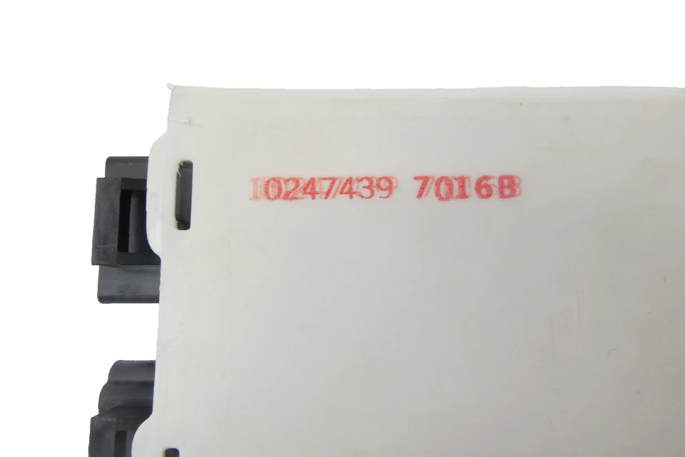 Vintage Mystery GM Car Part Electronic Control Module 10247439 7016B Part - Image 2 of 4