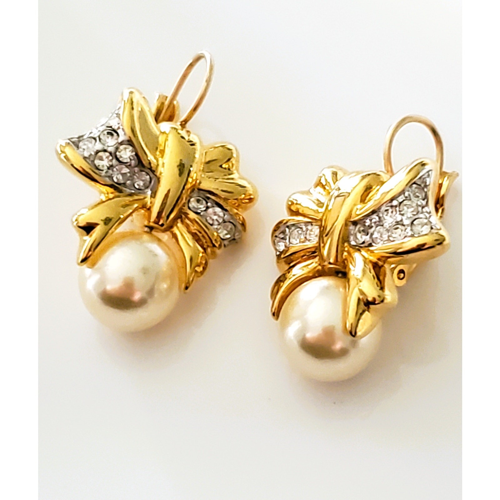 Vintage Kenneth Jay Lane Bow and Pearl Rhinestone… - image 6