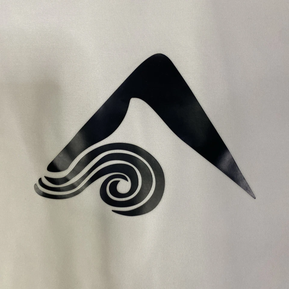 Kanu Surf Long Sleeve Mens Medium 20x28 Spandex Stretch M - Image 3 of 4