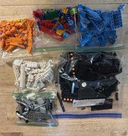LEGO Boost: Creative Toolbox (17101)