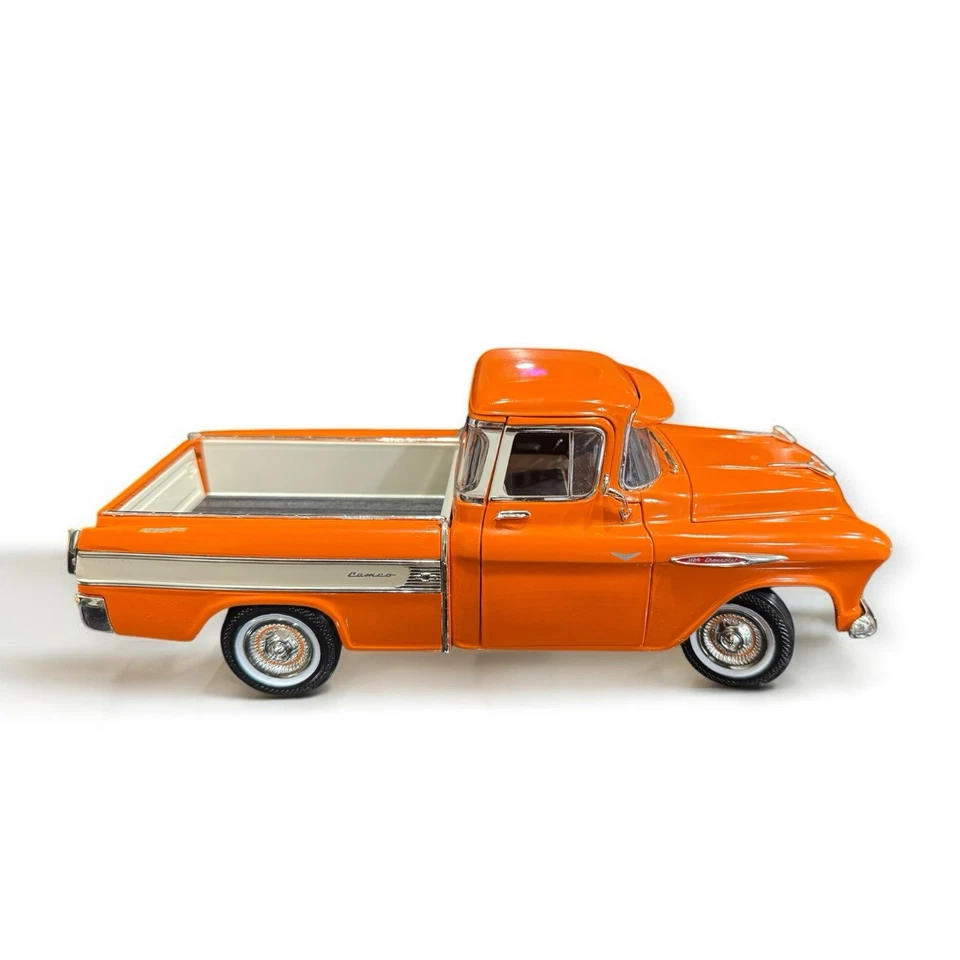 1/18  1957 Chevrolet Pick-Up (orange variant) - Ertl  American Muscle - Image 4 of 4
