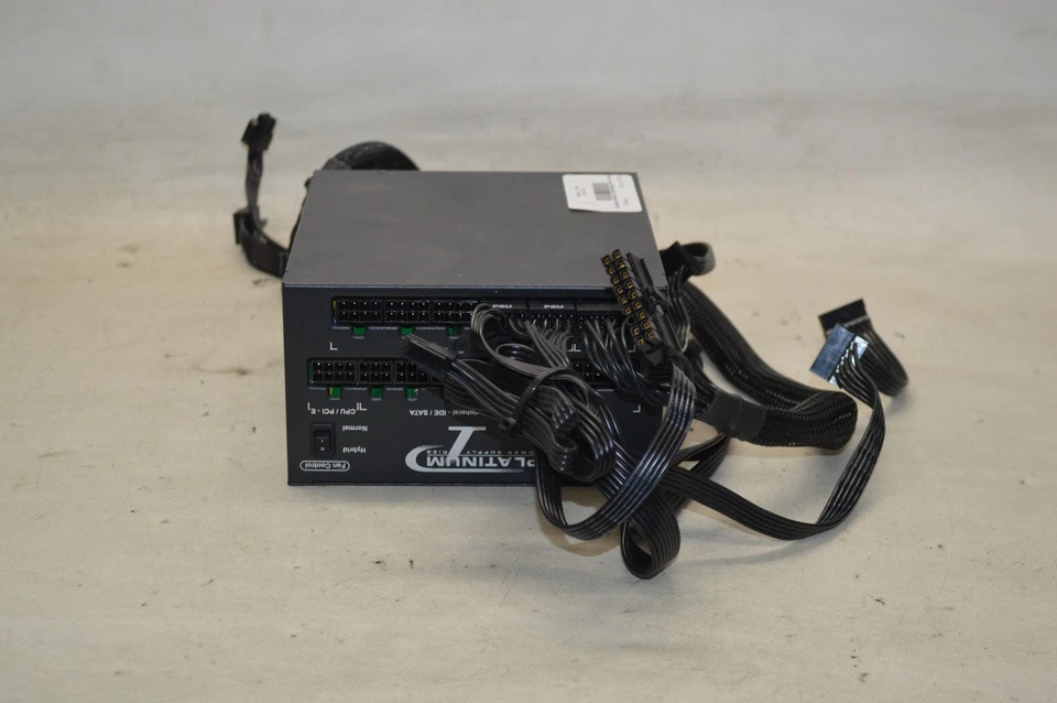 Seasonic Platinum 860 Watt 80+ Plus ATX SS-860XP Power Supply PSU - Image 3 of 4