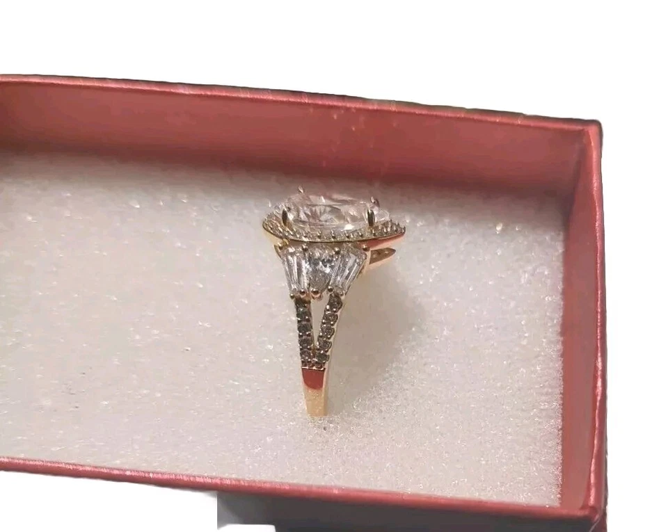 Victoria Wieck Brillante 4.66 DEW Pear Shape Simulated Diamond Halo Ring Size 8 - Image 4 of 4