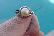 Vintage Designer Style Sterling Silver  Pearl Ring - Size 6.5 / 5.9 Grams