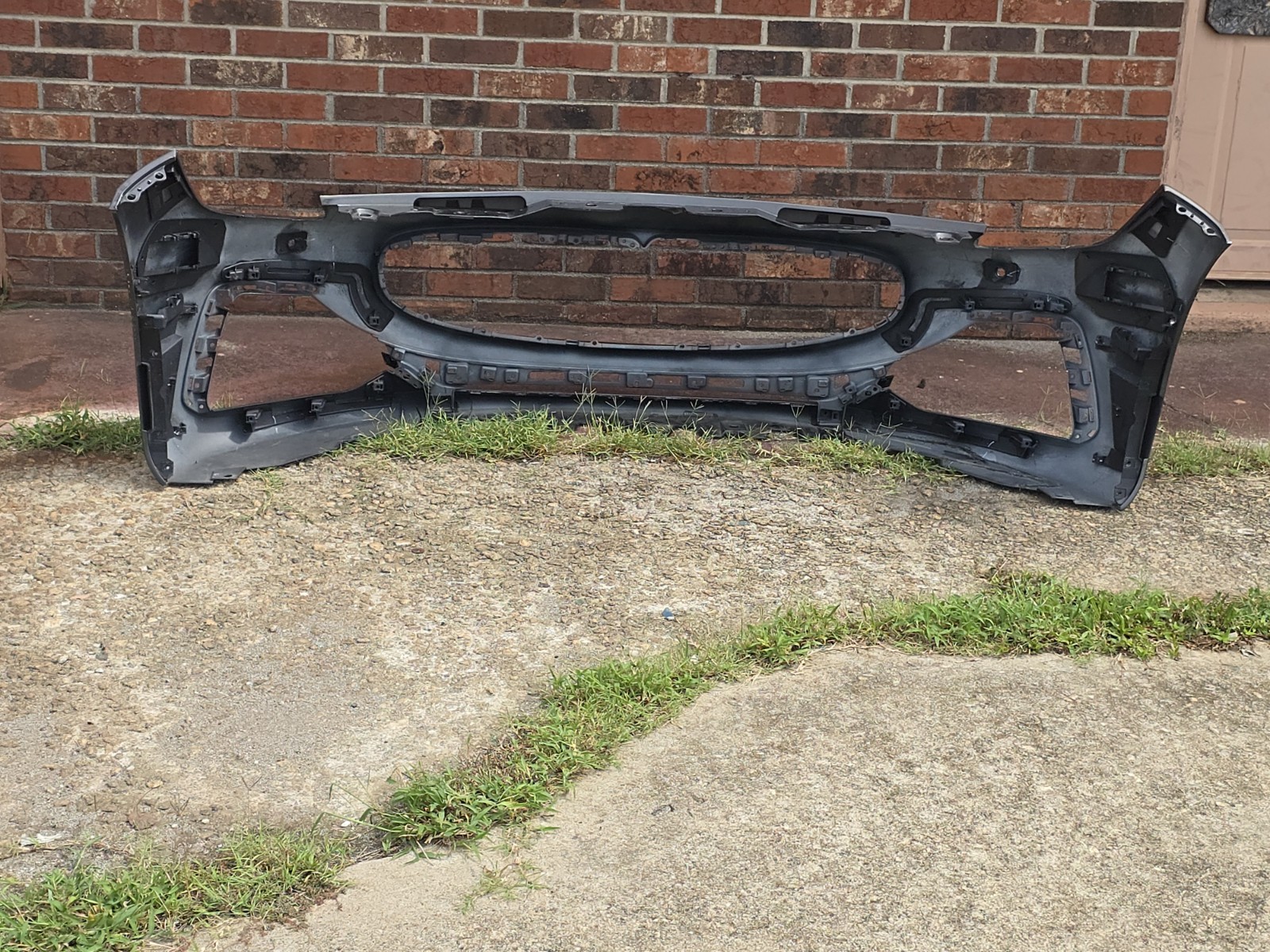 Maserati GranTurismo 2023-2025 Front Lower Bumper P/N 670227310