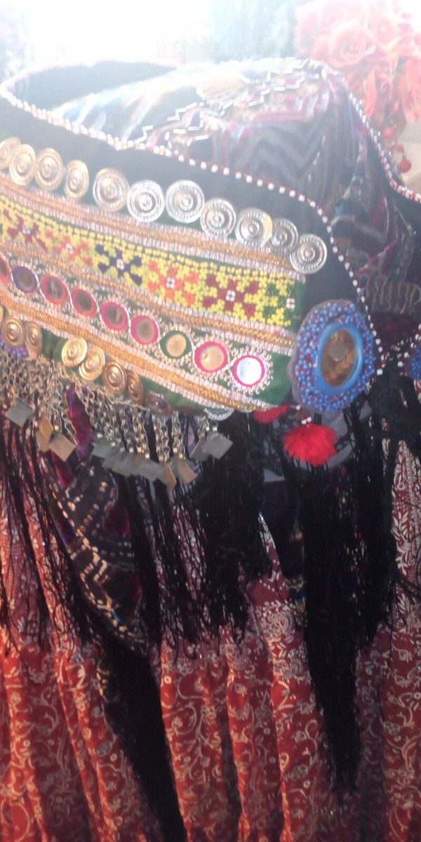 KUCHI TRIBAL MULTICOLORED RAINBOW ? GYPSY THICK ATS TRIBAL  display picture 2