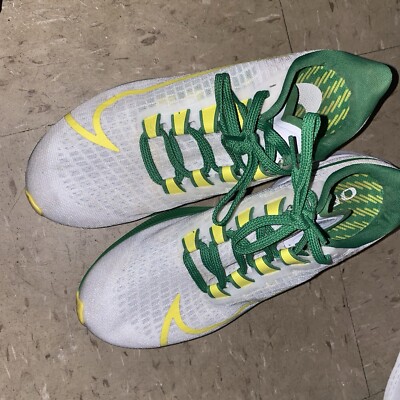 Nike Air Zoom Pegasus 37 Oregon Ducks White Green Run Sneakers 5‎ Men/6.5 Women Nike Air Zoom Pegasus 37 Oregon for Sale | Authenticity  main image 3