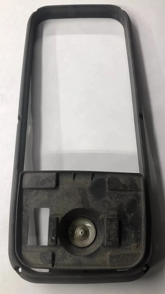 Used Paccar M14628 Bezel; From M014649 Assembly. Does Not Include 