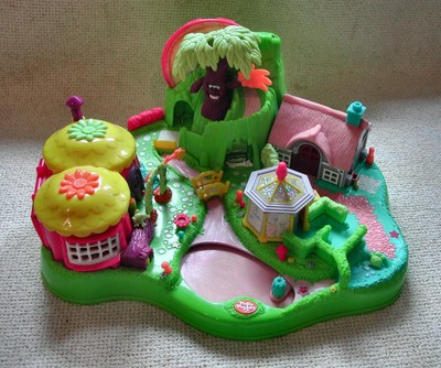 polly pocket magical movin fairyland