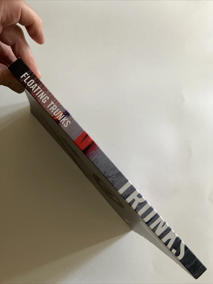 Floating Trunks. Simon Häggblom, Karin Lind. SIMKA - Image 3 of 4