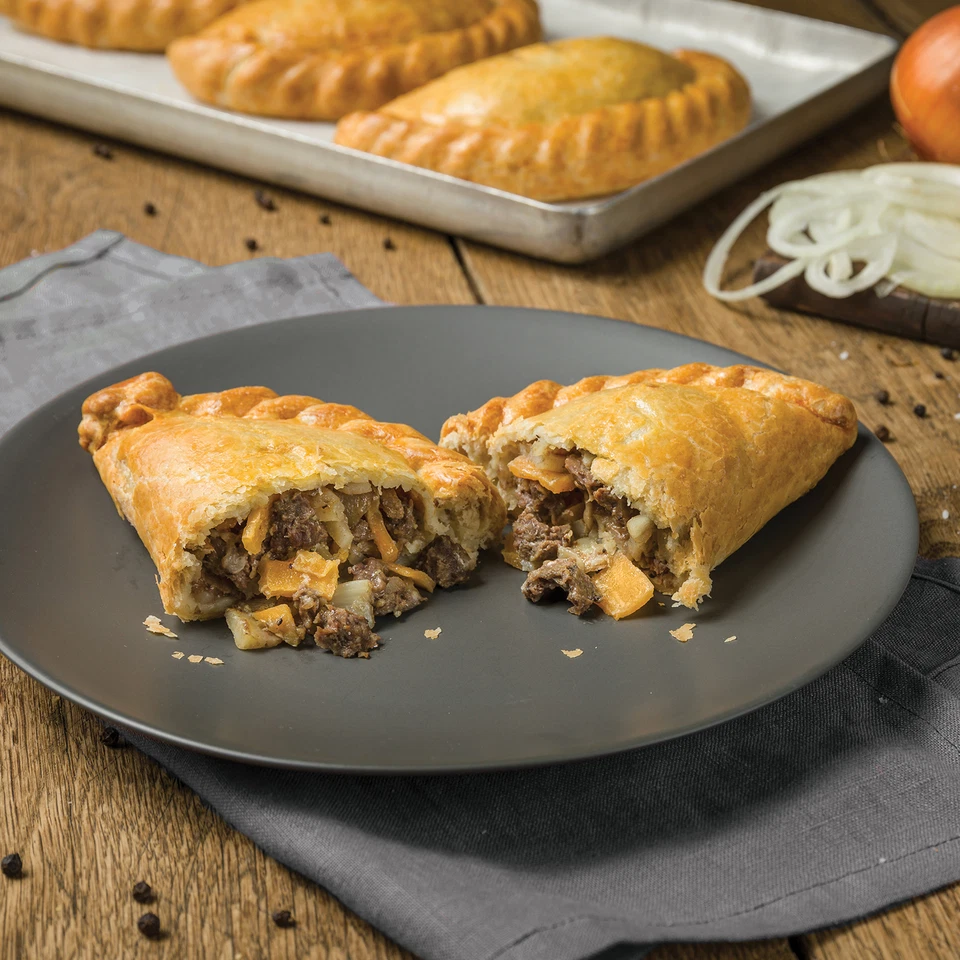 Proper Cornish Frozen Traditional Steak Pasties | 20x283g ❄ | Free Delivery