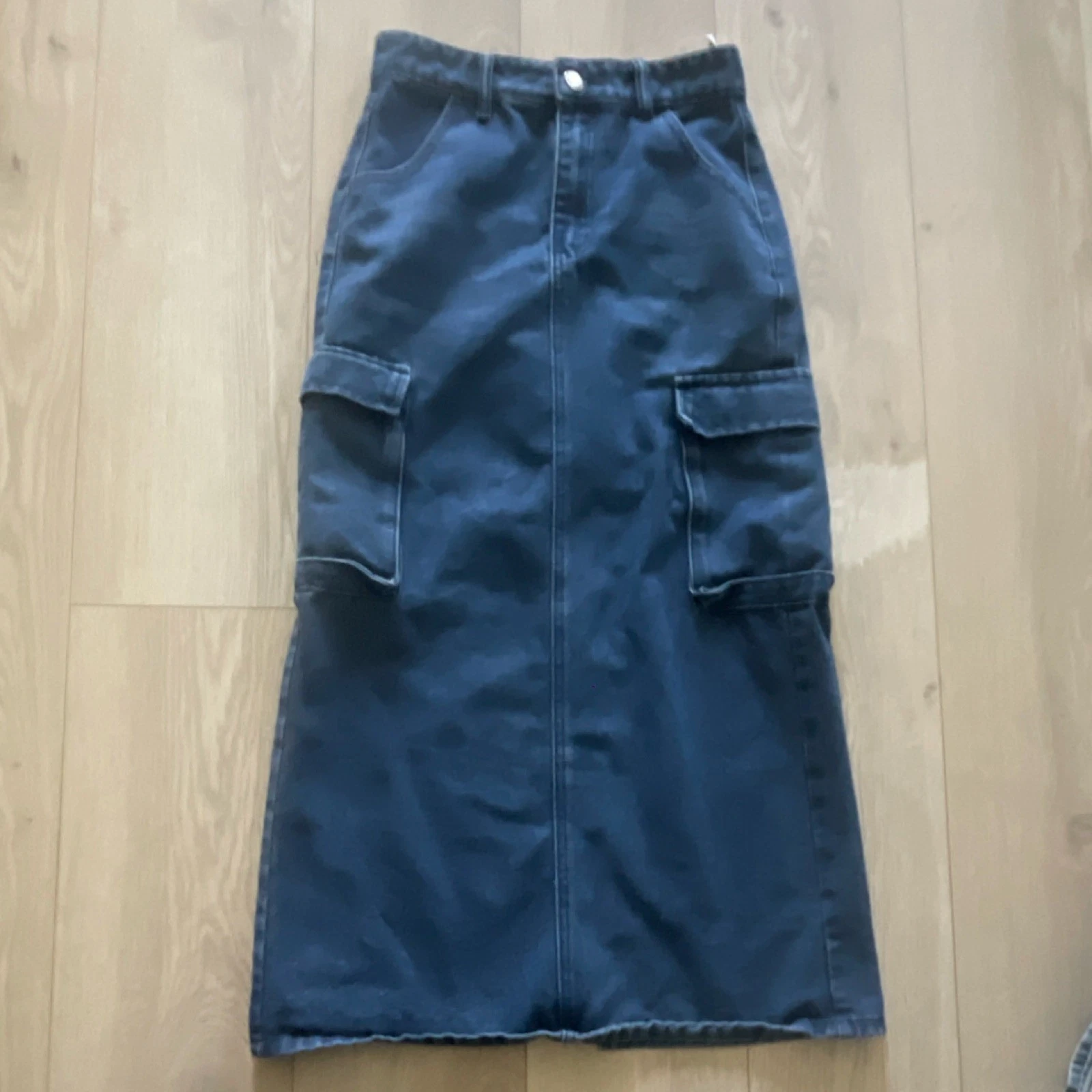 SHEIN Blue Denim Cargo High Rise Long Skirt Pocket Accent XS
Opens in a new window or tab