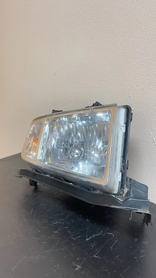 Оригинальная правосторонняя фара для Honda Ridgeline 2009–2014 годов выпуска от оригинального производителя - Изображение 2 из 4