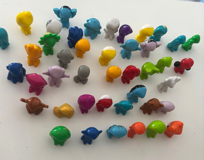 Magic Box Int. Gogo's Crazy Bones Series 1 Set Of 42 Figures