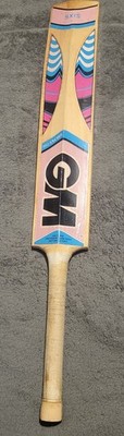 Gunn & Moore (GM) Six6 F4.5 DXM: Hand Made English Willow: Cricket Bat: Size 6.