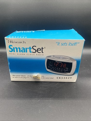 Emerson Research CKS3029 Dual Alarm Clock AM/FM Radio Smart Time Set ...