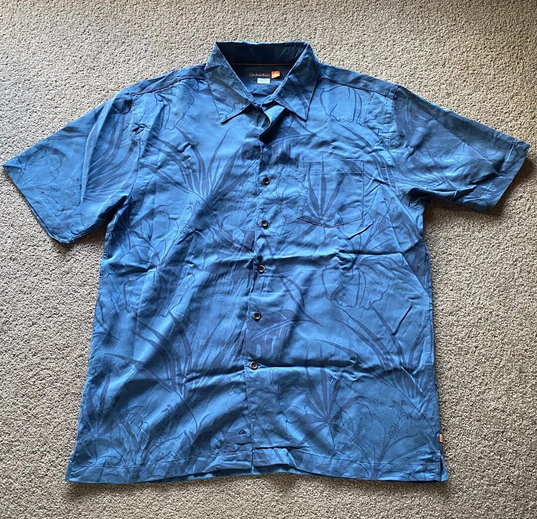 Quiksilver Vintage Floral Hawaiian Short Sleeve Button Up Shirt - L
