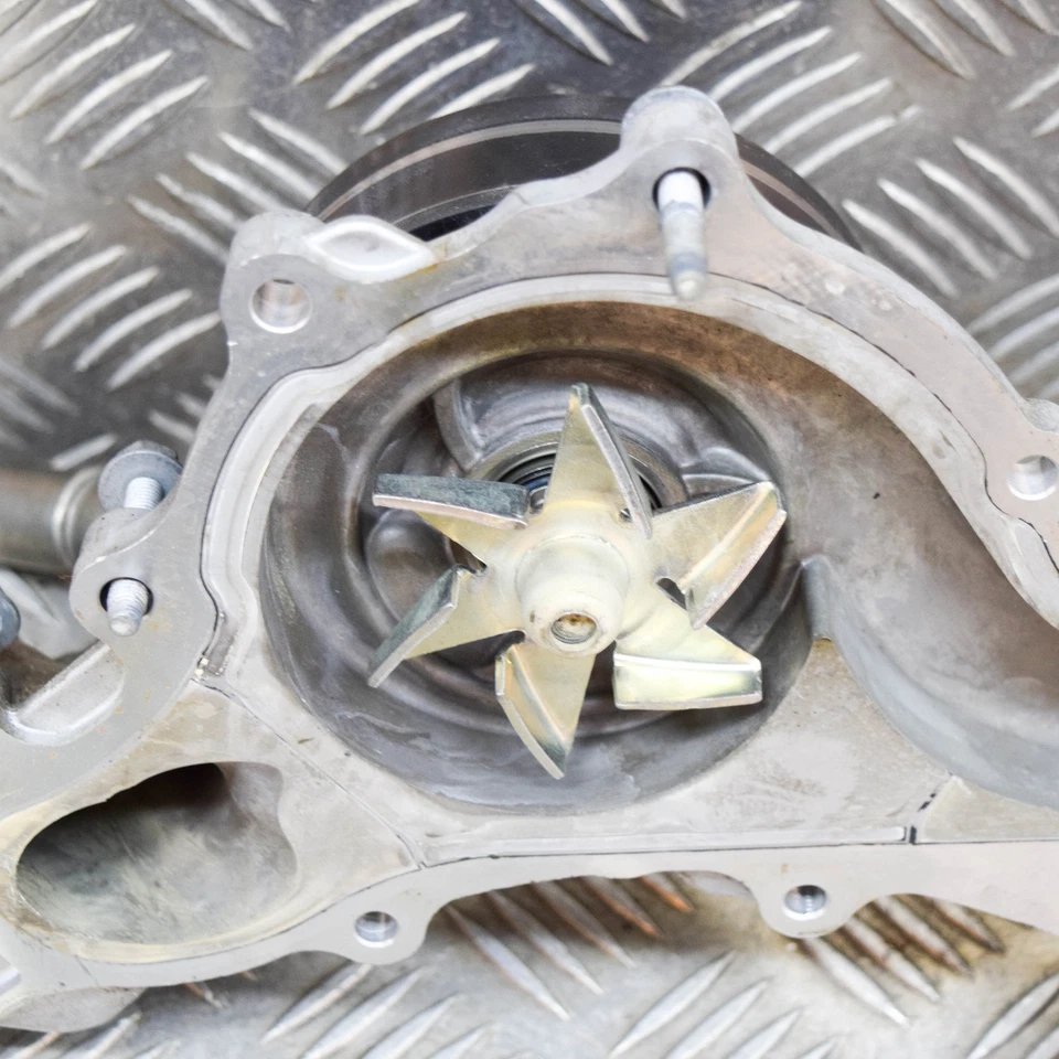 CHRYSLER PACIFICA Water Pump 68212513AE 68212513 3.6 Petrol 214kw 2021 - image 4 of 4