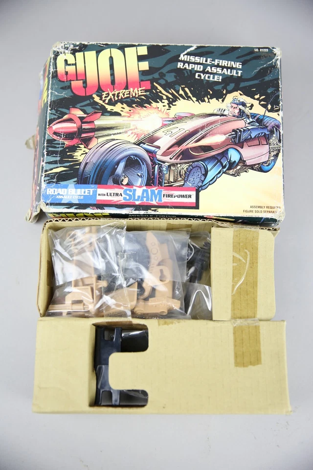 Juguete de colección G I Joe Extreme Road Bullet Assault Cycle nuevo 1995 en caja Foto 2 de 4