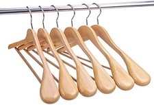 Hangerman Lot de 10 Cintres de Luxe en Bois Massif Naturel 44.5cm, de Épaules La