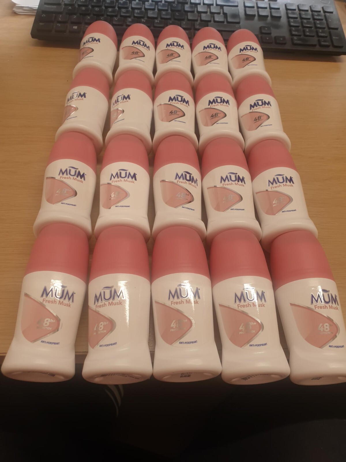Mum Fresh Musk Anti-Perspirant Roll On 45ml X20 JUST £29.99 FREE POST