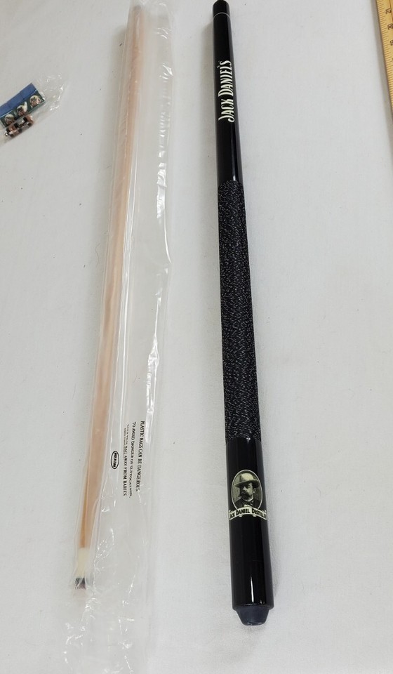 New Jack Daniels Billiards 2 Piece Pool Stick, Carry Case. Minnesota