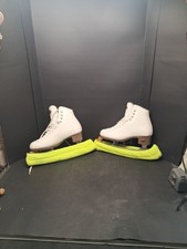 Riedell Model 121 Ladies' Size 4 Ice Skates White, Standard pick - Used