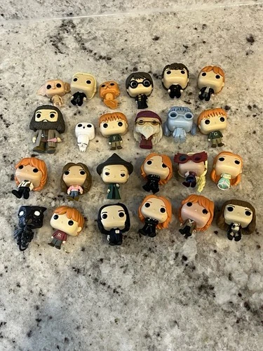 Lot Of 24 harry potter mini funko pop