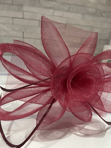 Debenhams Magenta Sinamay Swirls Rose Floral Feathers Wedding Hair Fasciantor - Picture 7 of 10