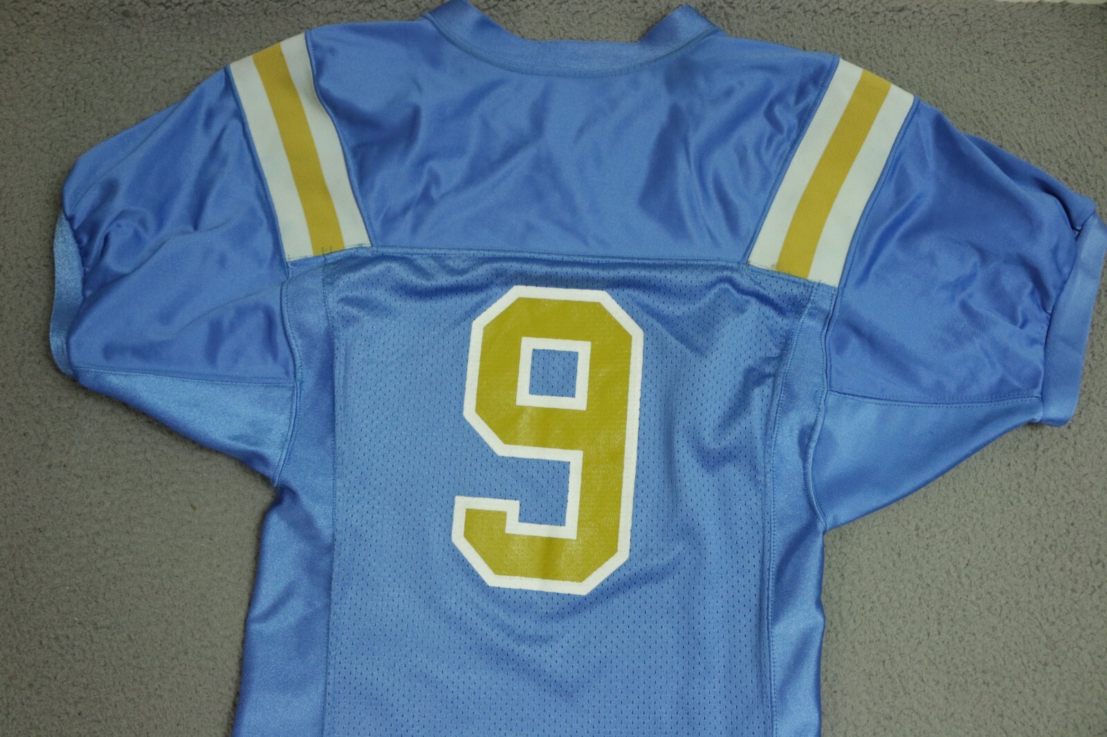 Picture 11 of 12