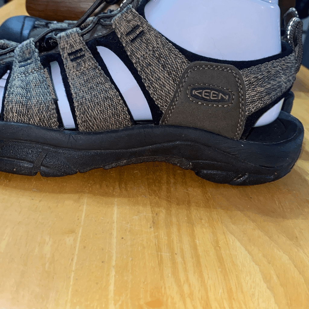 KEEN Newport H2 Sport Sandals Men\'s Olive Green Brown Leather Waterproof Size 9 Keen Newport H2 Sport Sandals (For Men) - Save 53% main image 4