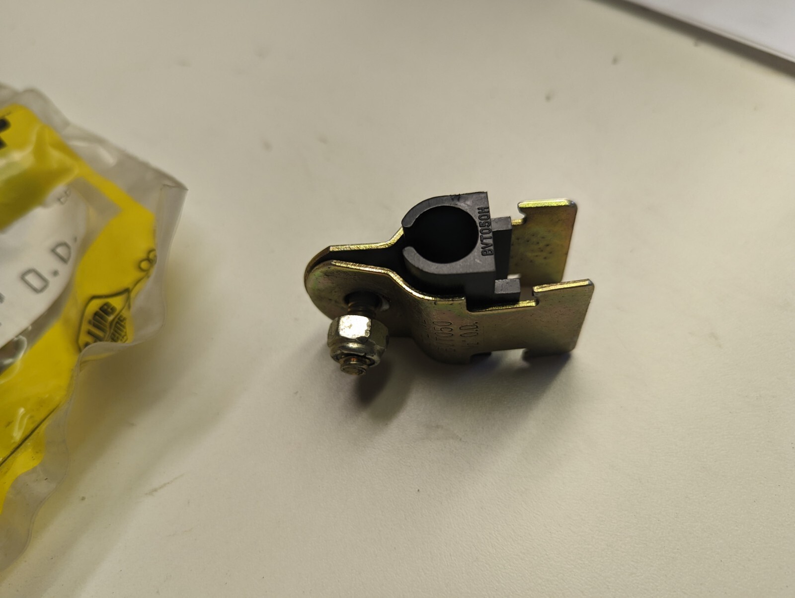 BLINE BVT050 1/2 inch Strut Clamp, Pipe Clamp, Zinc Chromate, Steel, eBay