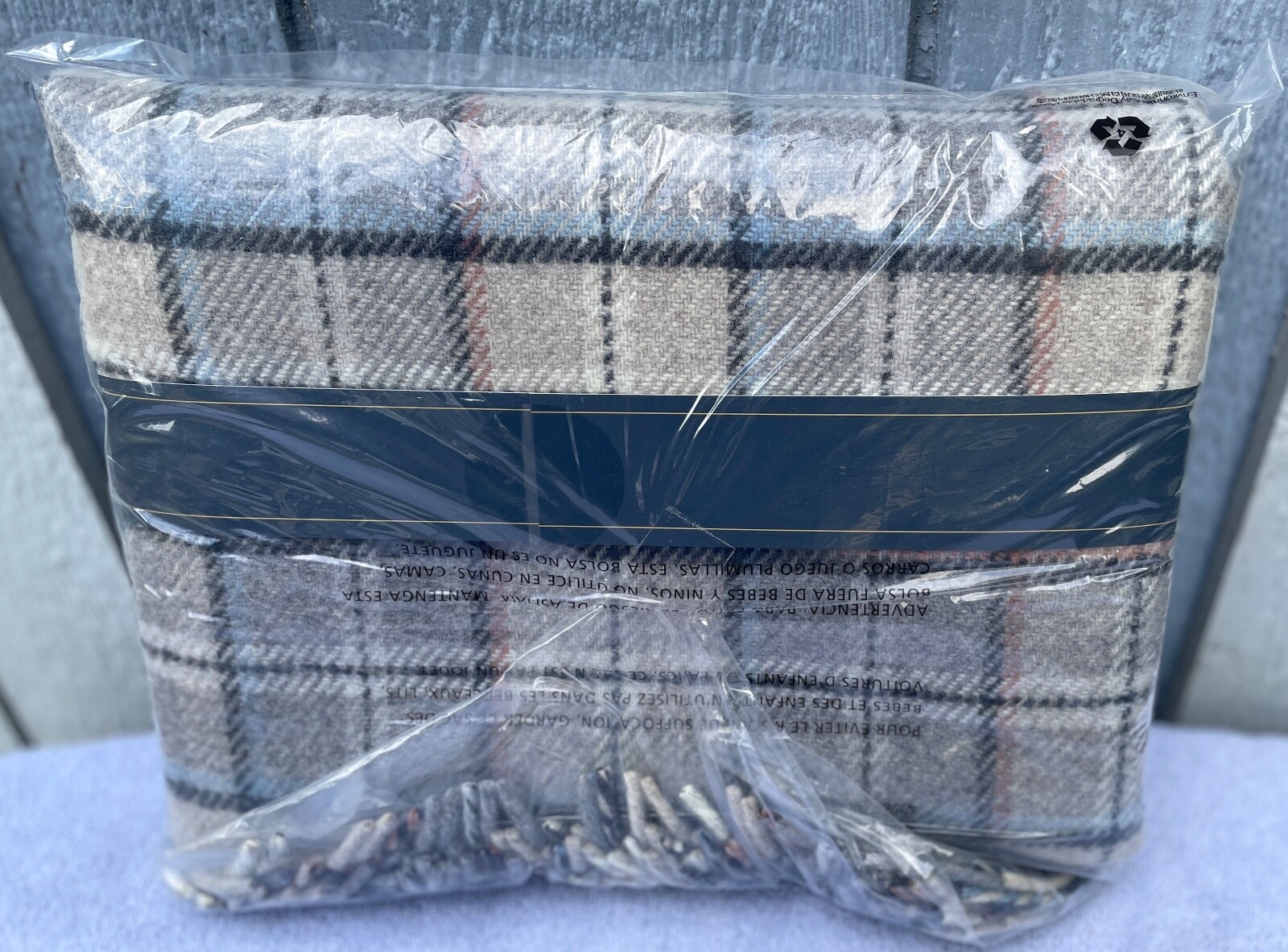 NWT Pendleton Eco-Wise Wool Easy Care Throw, Pearl Plaid With Fringe 54&rdquo;x60&rdquo;
