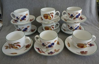 Royal Worcester EVESHAM VALE Dinnerware - 9 CUPS and SAUCERS