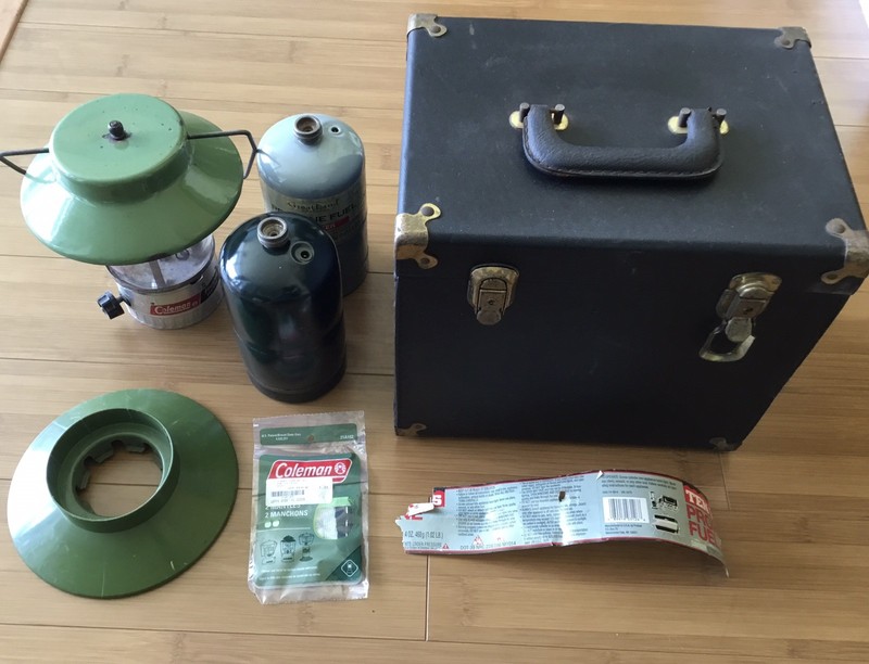 Vintage Coleman Big Hat Propane Lantern Set 2 Propane & Manchons Pack Hard Case