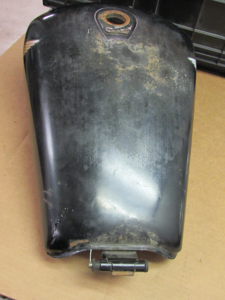 Honda VF700C Magna 1984 tanque de combustible tanque de gasolina Foto 4 de 4