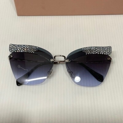 Miu Miu woman display picture 1